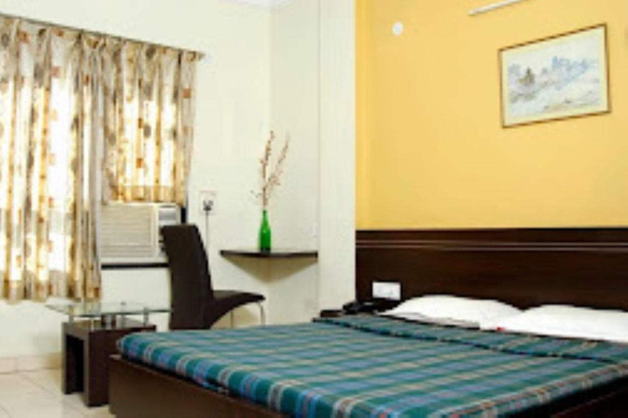 Hotel Abhishek ,Nashik Ngoại thất bức ảnh